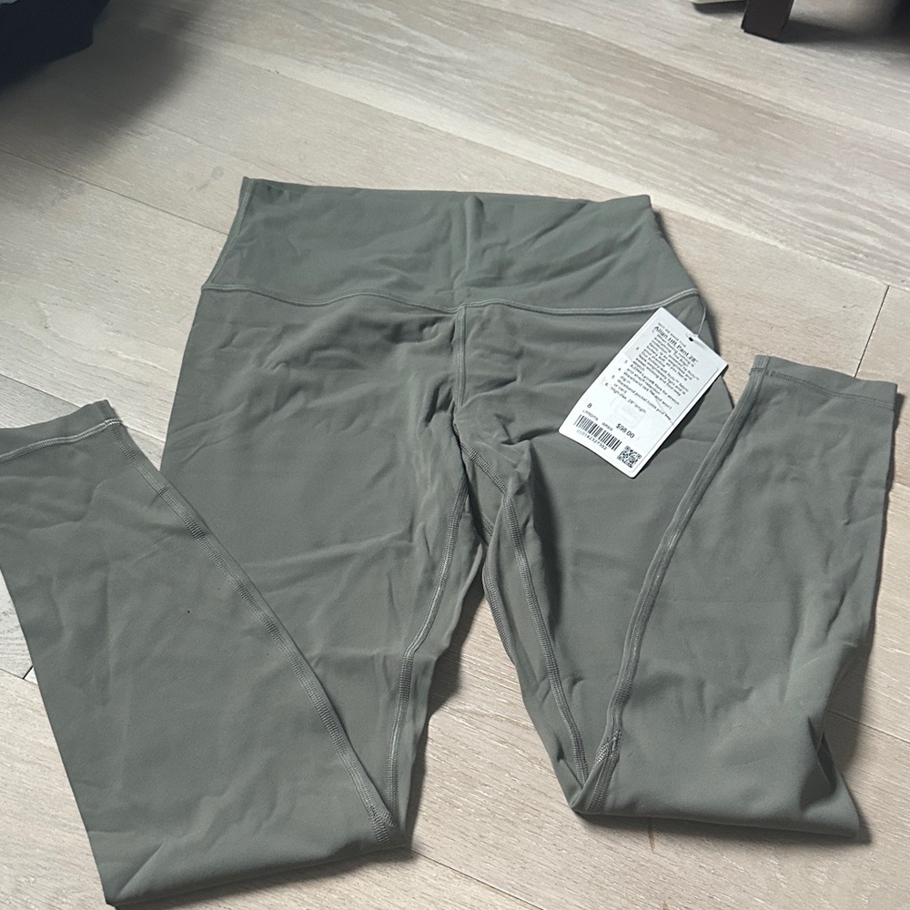 NWT Lululemon Align HR Pant 28” Gray Sage Sz 8